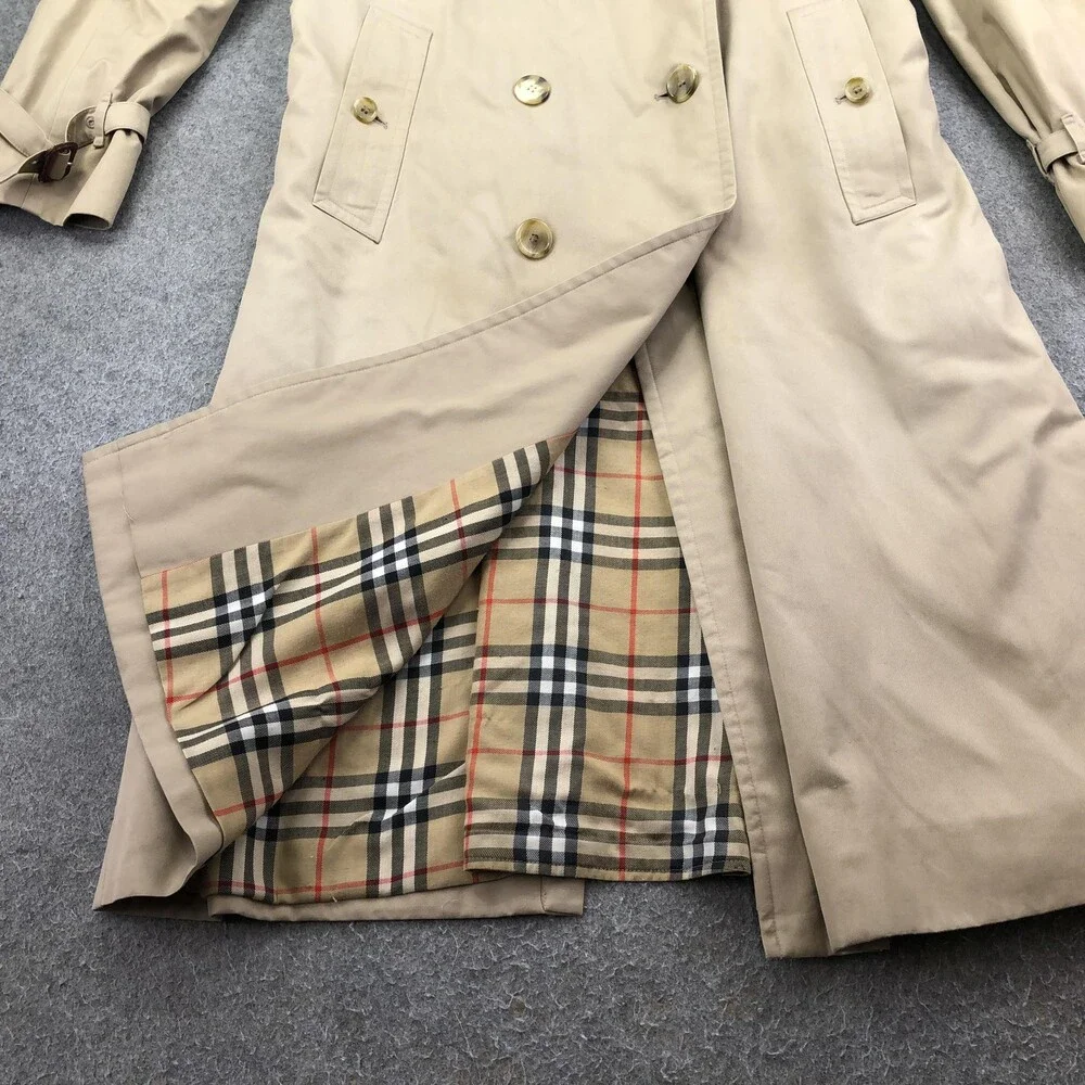 Vintage Burberrys Coat Mens 50 Beige Cotton Trench Belted Plaid Lined England